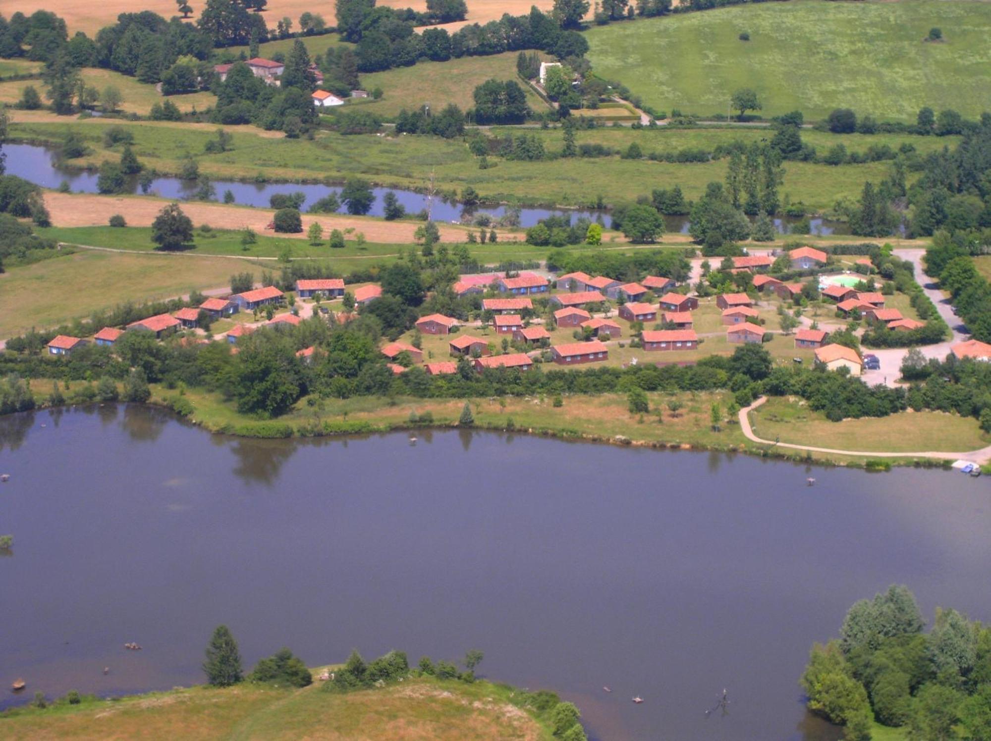 Pescalis Residence Les Maisons Du Lac Moncoutant Luaran gambar